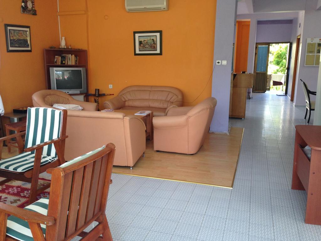 Ayda Hotel Kuşadası Buitenkant foto